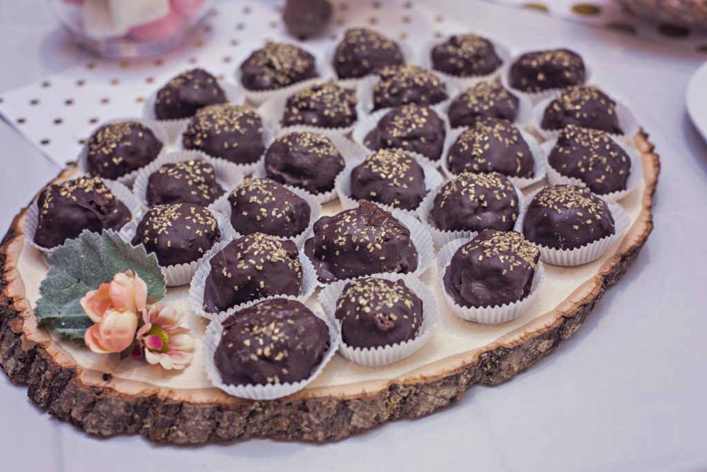 chocolate cake balls dipped in chocolate candy coating