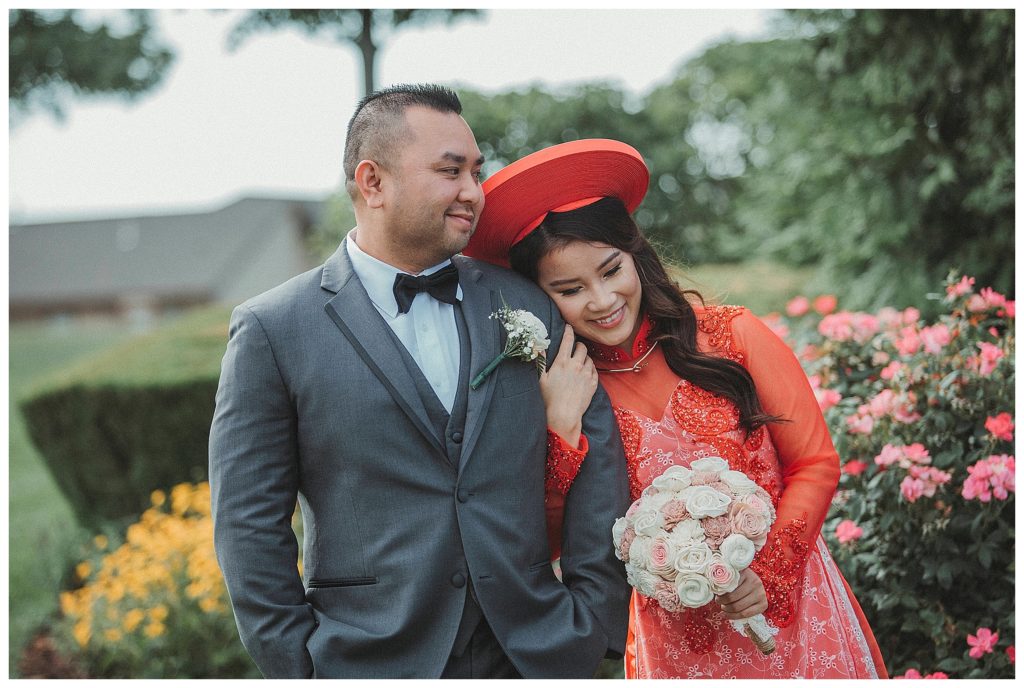 bride and groom in their Vietnamese attire